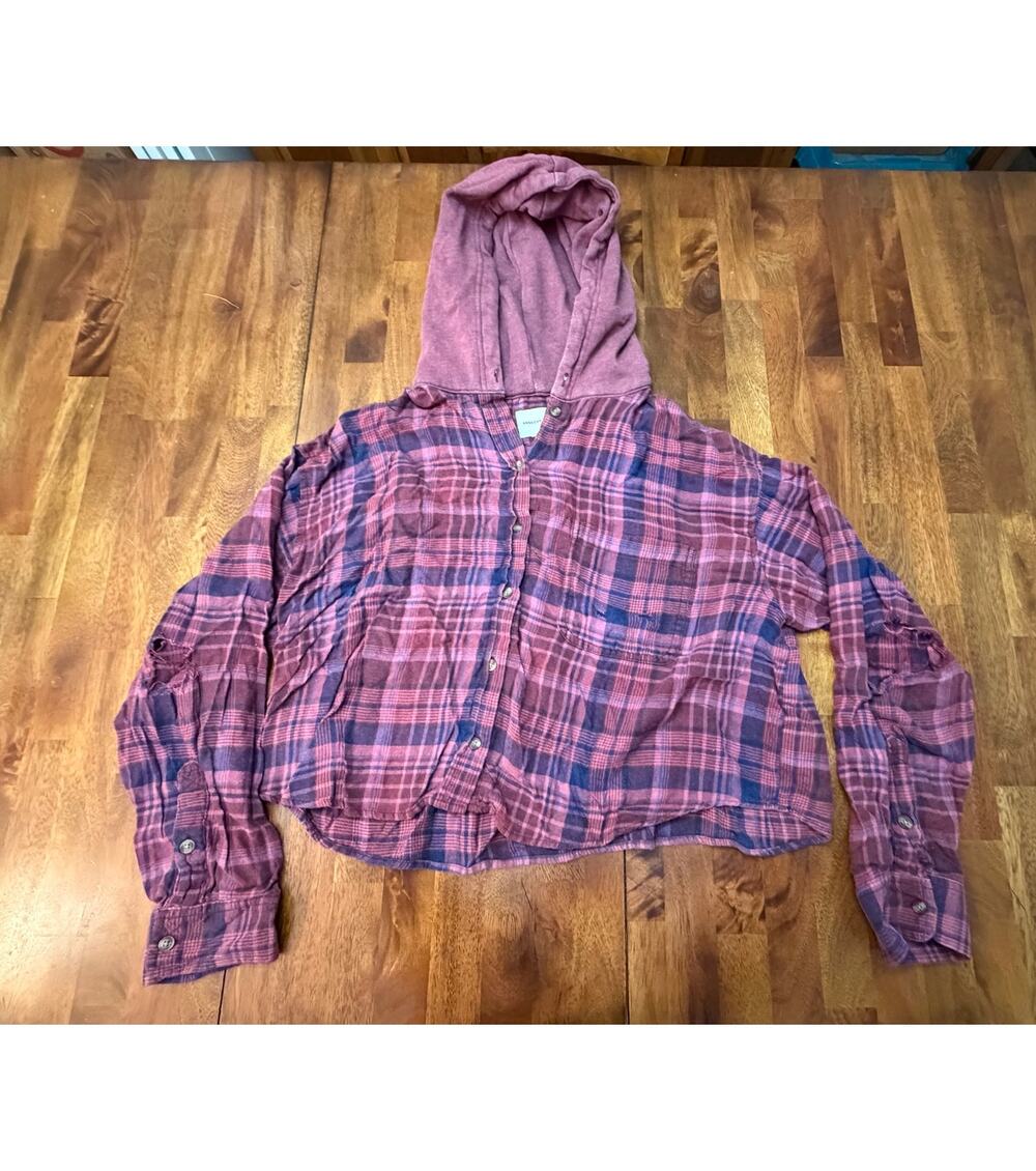 American Eagle Hooded Plaid Flannel Shirt Jacket Women’s Large Distressed